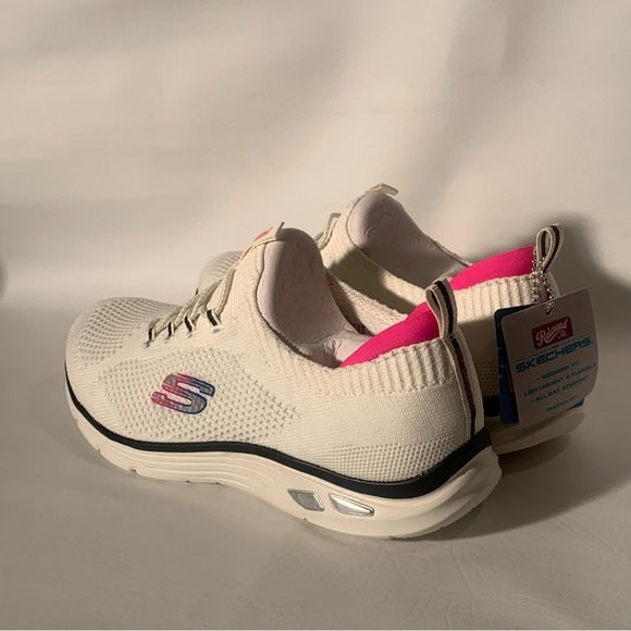 New SKECHERS Women’s Relaxed Fit Air-Cooled MEMORY FOAM Size 9 - Picture 12 of 16